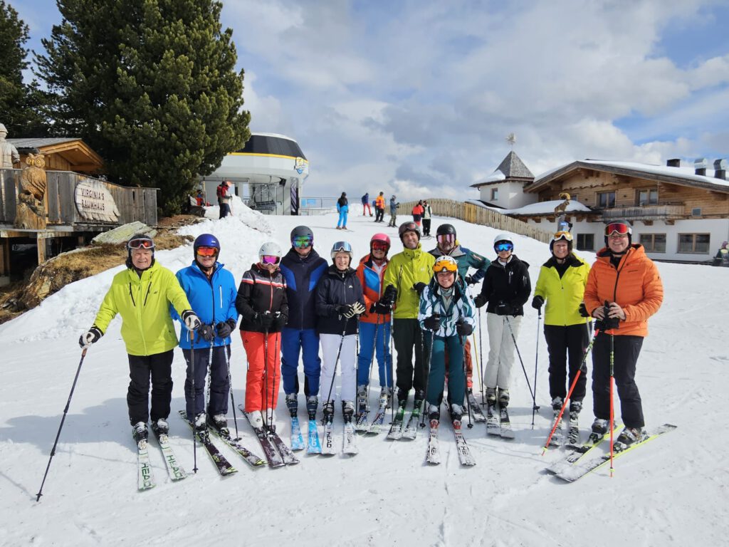Skifahrer auf der Piste
